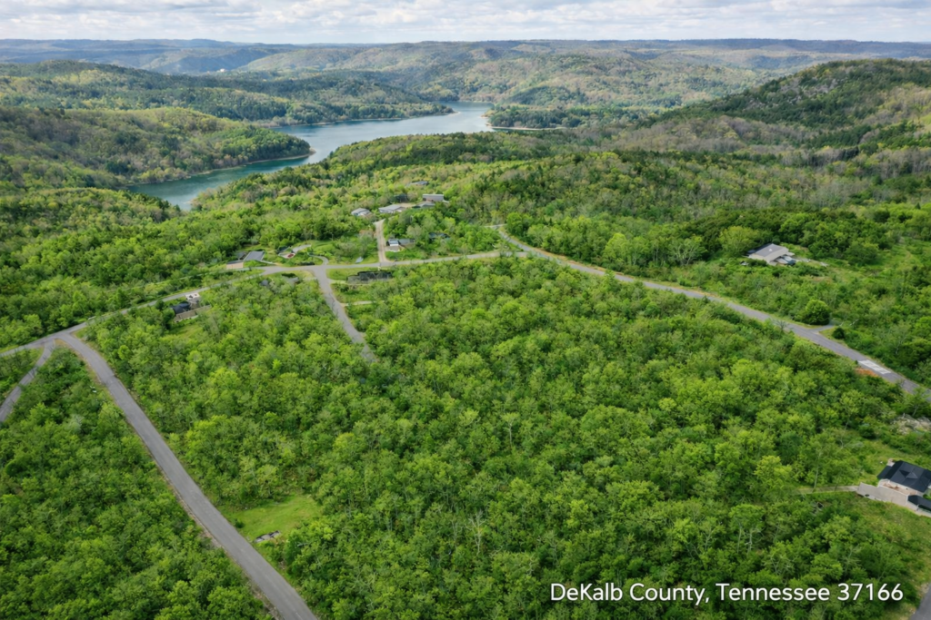 Tennessee Lake Life on Tuko Court