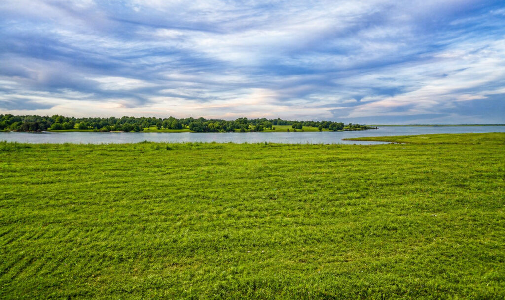 Bois d’Arc Lake Investment Opportunity