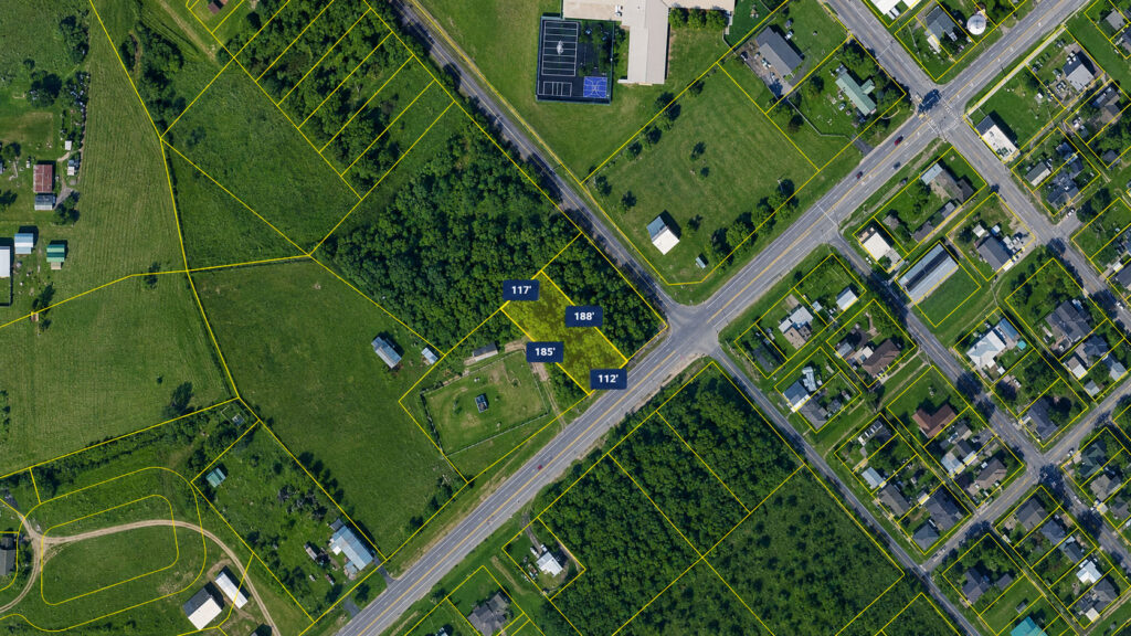 Big Lot. No HOA. Business Ready